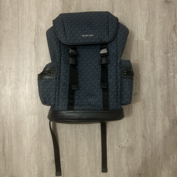 Micheal Kors Backpack - Picture 1 of 7